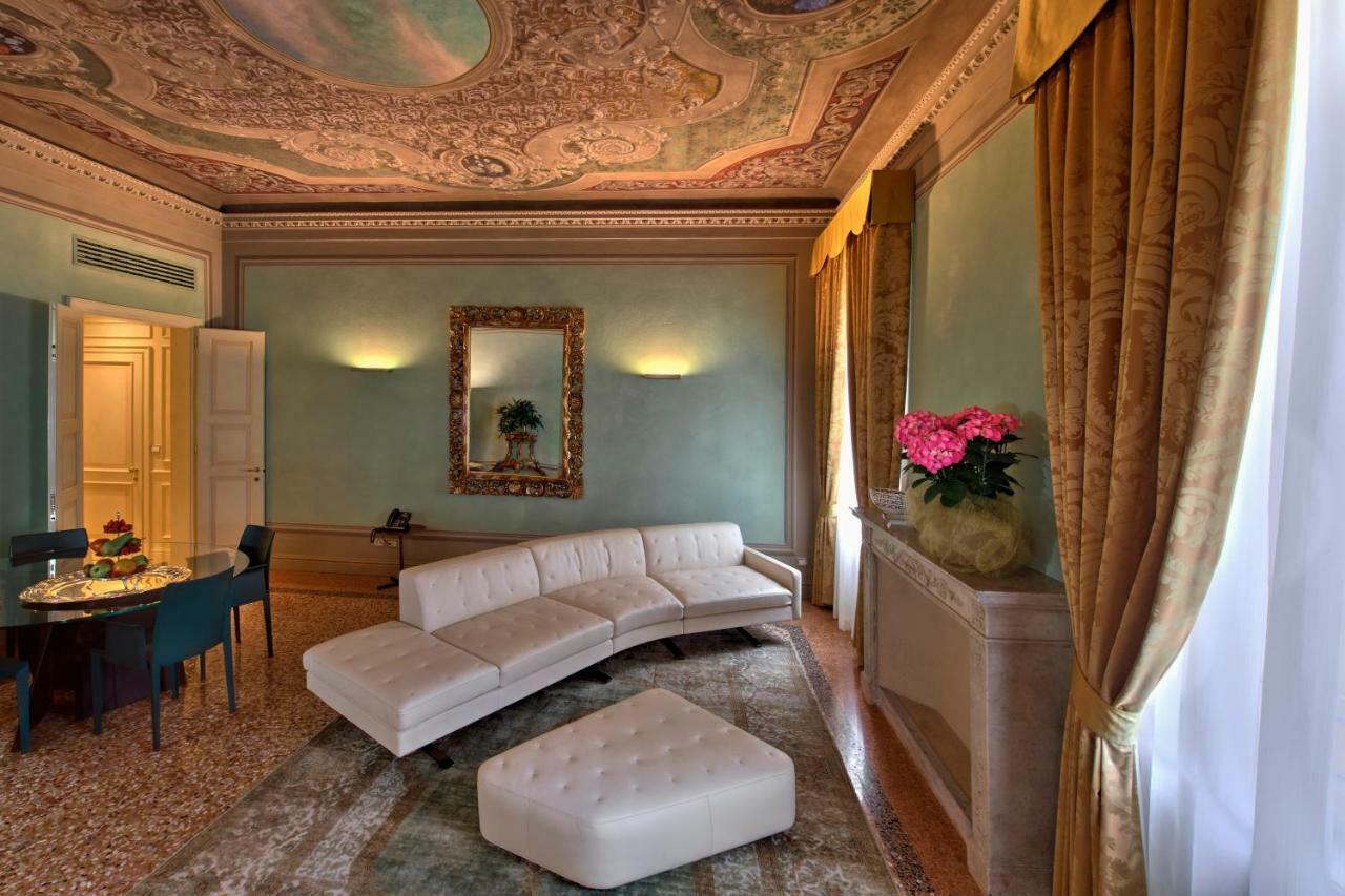 Hotel Rua Frati 48 In San Francesco Μόντενα Εξωτερικό φωτογραφία